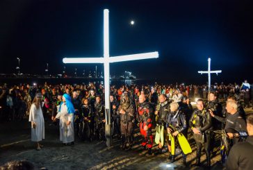 Vía Crucis submarino en Puerto Madryn