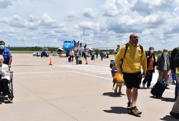 Llegó el primer vuelo al aeropuerto de Conlara