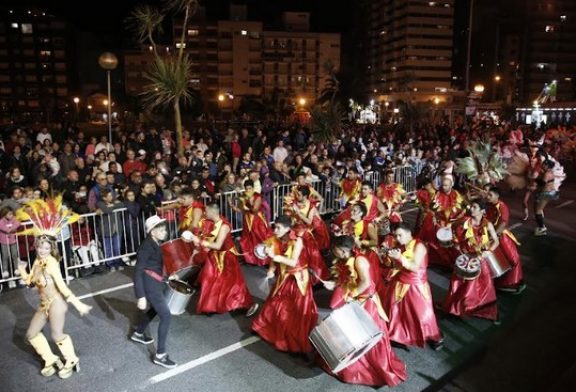 Carnavales Marplatenses 2023 en Plaza España