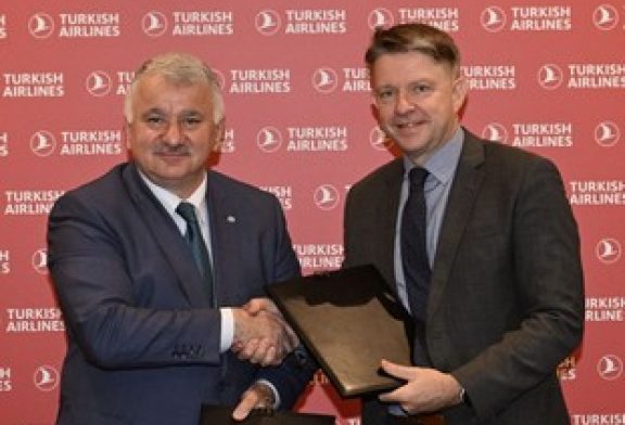 Turkish Airlines e Icelandair firman un acuerdo de código compartido