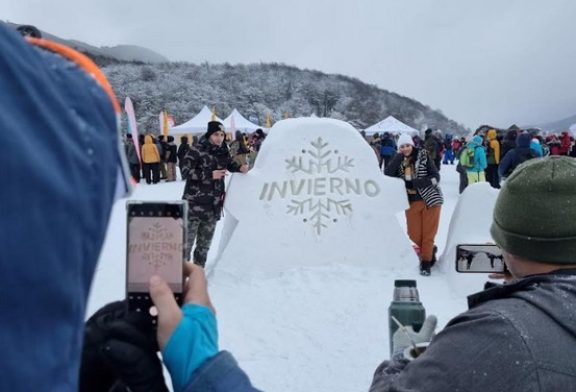 El INFUETUR y Cerro Castor invitan a la Fiesta Nacional del Invierno