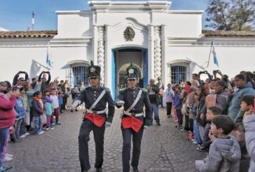 Turistas de todo el país visitan Tucumán