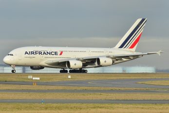 Air France celebra 90 años de elegancia