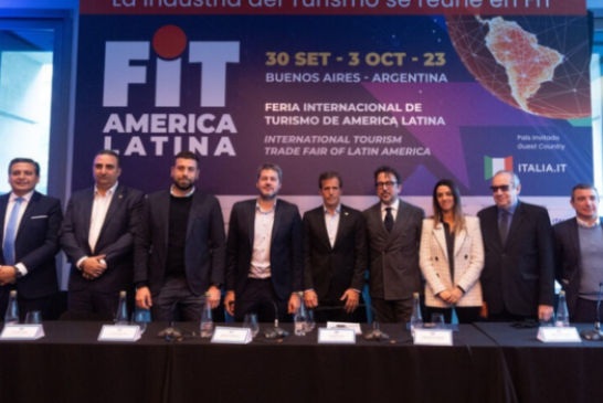 Lammens encabezó la presentación de la FIT 2023