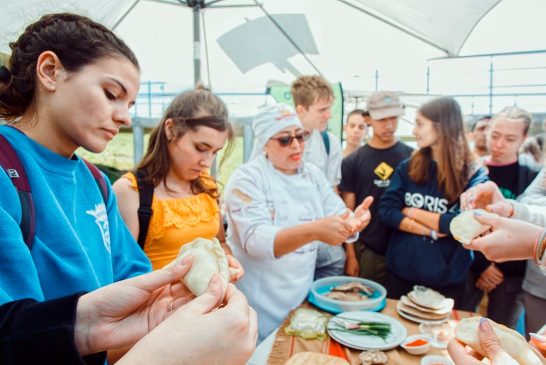 Estudiantes de todo el mundo se maravillaron con las bellezas de Tucumán