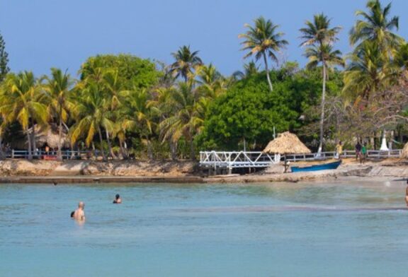 Isla Fuerte: Un Paraíso Natural en el Golfo de Morrosquillo, Caribe Colombiano