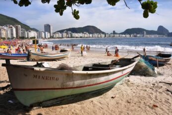 Fin de año en Copacabana a ritmo de música clásica, funk y samba