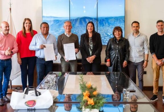 Catamarca y Carlos Paz firmaron un convenio de cooperación en materia turística y cultural