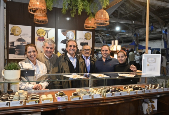 Exitosa 2ª Feria Internacional del Alfajor en Fray Bentos