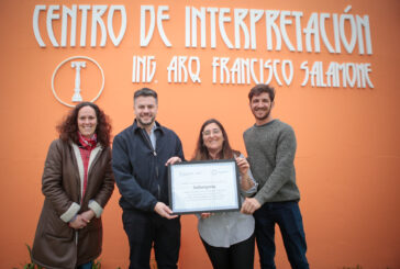 Saldungaray recibió su certificado de finalista en Best Tourism Villages