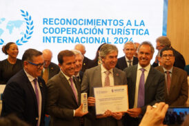 FAEVYT recibe un reconocimiento internacional por su contribución al desarrollo turístico