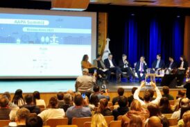 Scioli participó en el primer summit de la industria de parques de diversiones